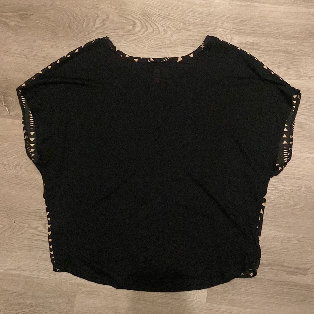 Blouse - Picture 2 of 3